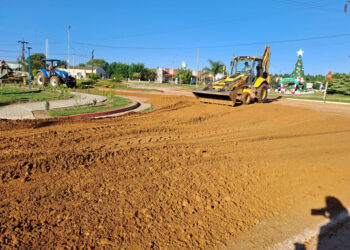 El Municipio de Colonia Ayuí intensifica las tareas de enripiado de calles