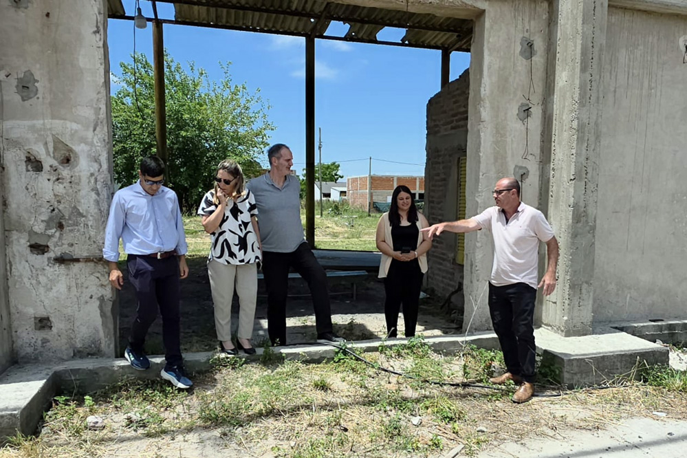 El gobierno acompañó acciones deportivas y obras de infraestructura en la localidad de Los Charrúas