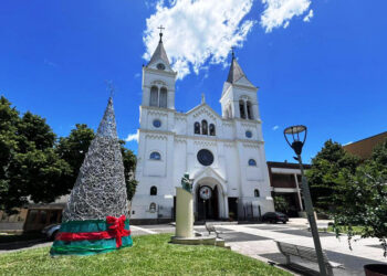 “UN CANTO PARA LA CIUDAD”: CONCORDIA CELEBRA LA NAVIDAD Y LOS 100 AÑOS DEL CAMPANARIO DE LA CATEDRAL