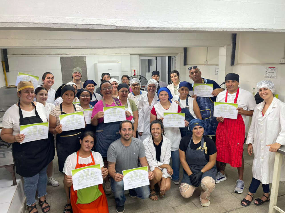 CULMINÓ EL CICLO “APRENDE, CREA Y EMPRENDE”