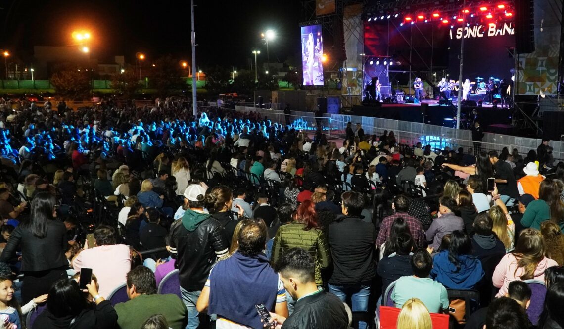 GRILLA DE ARTISTAS DE LA FIESTA NACIONAL DE CITRICULTURA