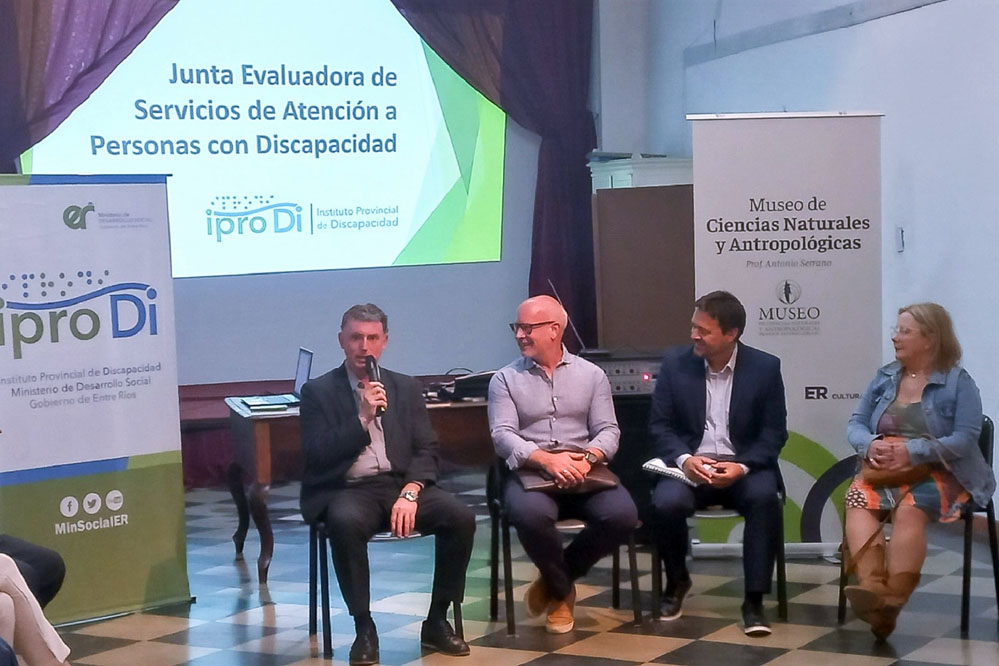 Se facilitarán los trámites para instituciones que brindan servicios a discapacitados