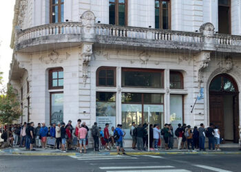 SE COMPLETARON LOS CUPOS PARA EL TRASLADO DE TRABAJADORES FRUTÍCOLAS