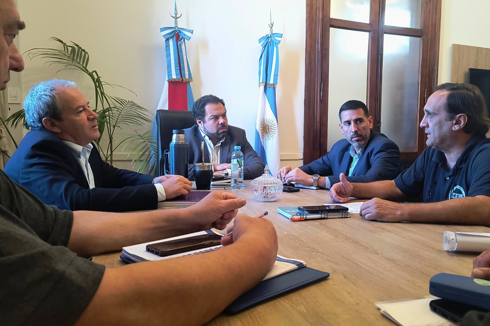 Troncoso y Cuenca se reunieron con autoridades de AMET