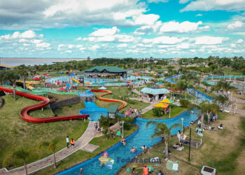 El Intendente Bravo encabezó el Acto de Inauguración de la Temporada Estival 2025/2026