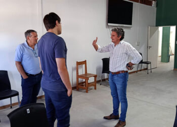 El Intendente Bravo recorrió la Sede de UADER junto al Decano de la Facultad de Humanidades