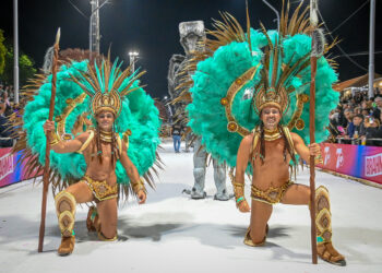 El Carnaval del País se prepara para la segunda noche de la edición 2026