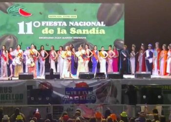 SANTA ANA TIENE NUEVA REINA DE LA FIESTA NACIONAL DE LA SANDÍA