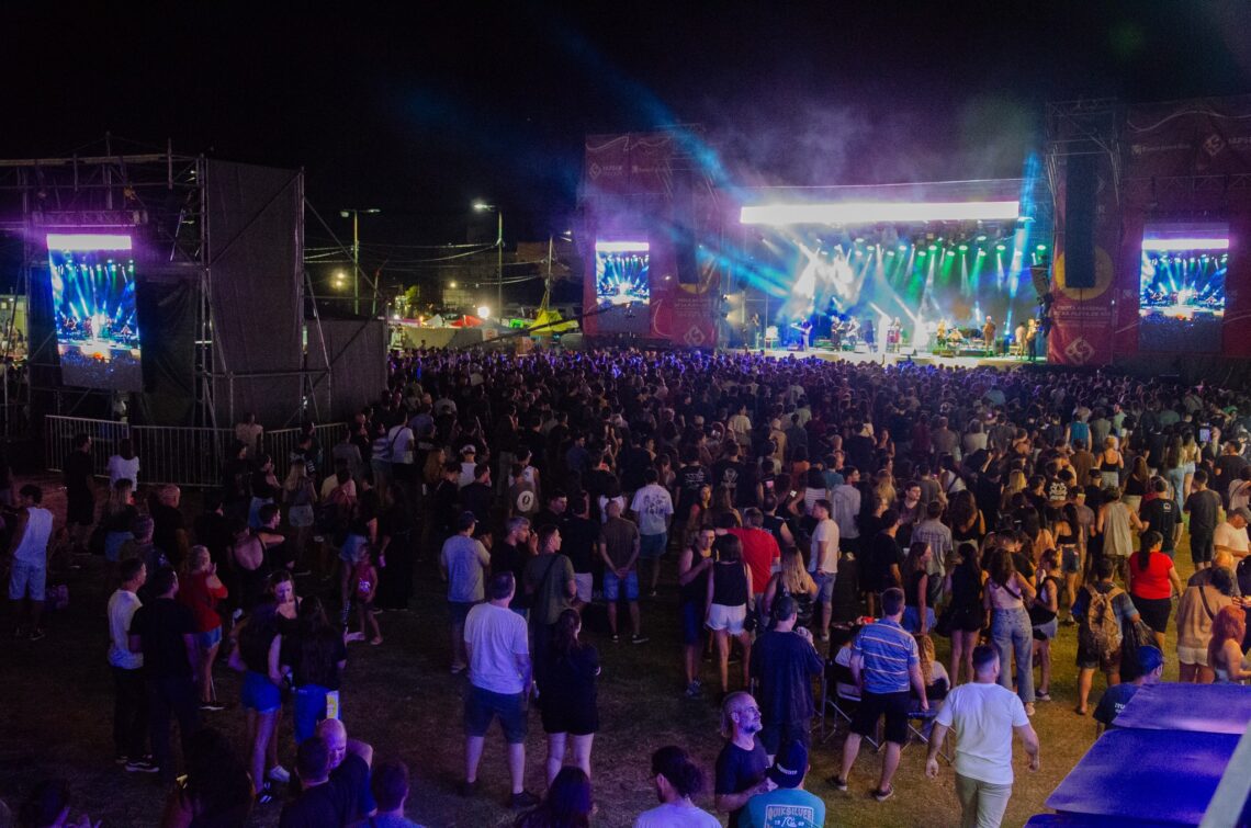 La Fiesta Nacional de la Playa vibró al ritmo del rock