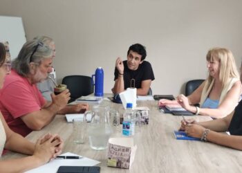 LA CDC DE AGMER SE REUNIÓ CON CLAUDIA VALORI, REPRESENTANTE DE LOS JUBILADOS EN LA CAJA DE JUBILACIONES Y PENSIONES DE ENTRE RIOS