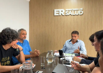 Autoridades de Salud abordaron situaciones laborales con dirigentes de la ATE