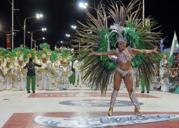 EL 7 DE ENERO SE HABILITA LA VENTA DE ENTRADAS PARA LA SEXTA NOCHE Y NUEVOS SECTORES DEL CARNAVAL