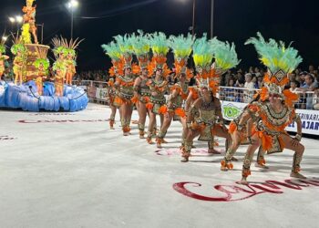 A puro brillo y color, comenzaron los carnavales de Chajarí