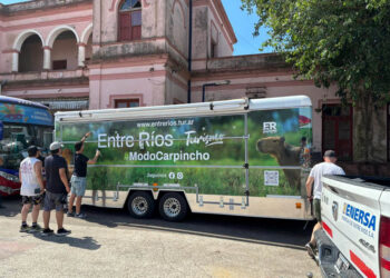 La Oficina Móvil de Turismo inició su recorrido de promoción por Entre Ríos