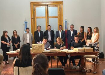 La provincia avanza con la puesta en valor y restauración de una escuela de Diamante