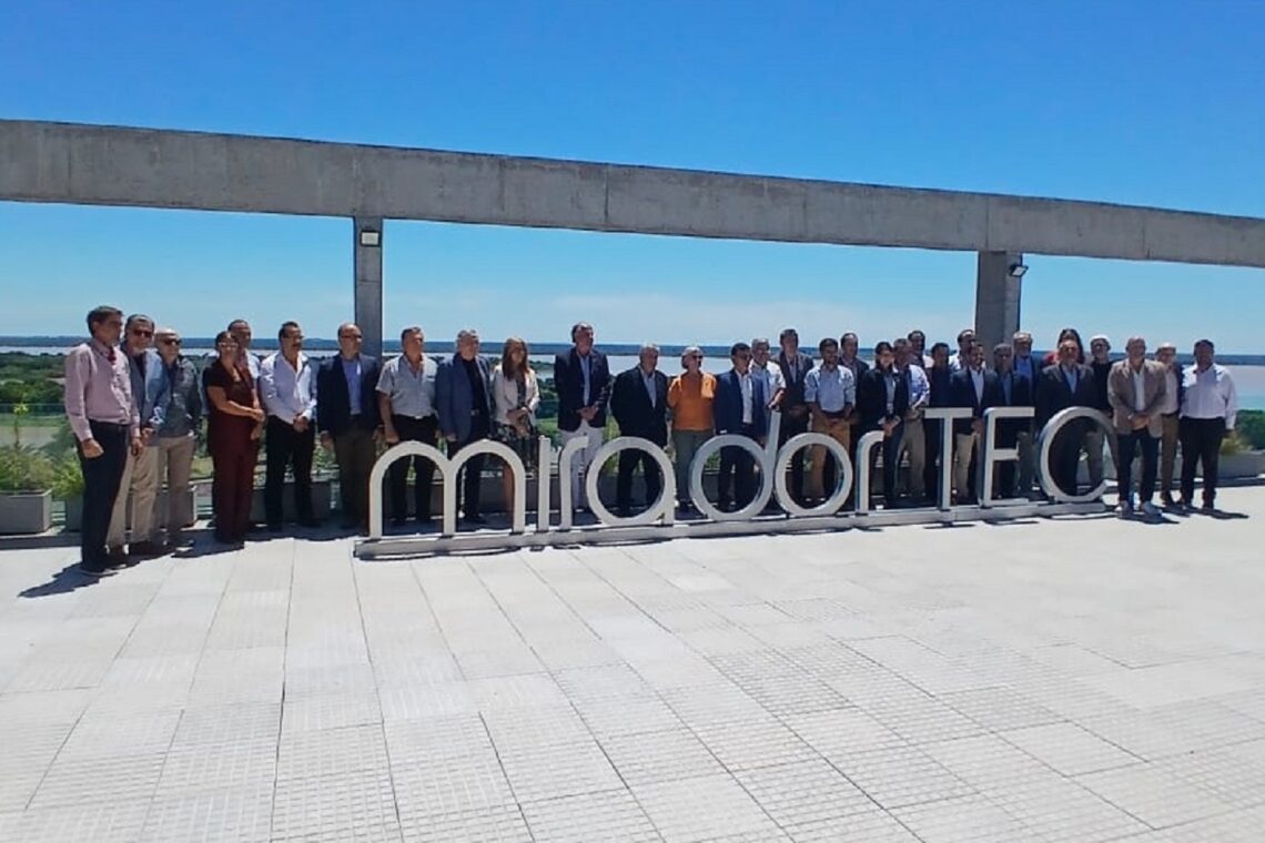 La provincia participó de una reunión de trabajo entre la UTN y la Región Centro