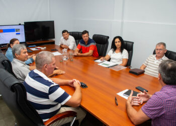 Analizan la firma de convenios para el mantenimiento de caminos del departamento Paraná