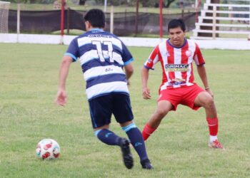 Constitución es el provisorio único líder del Apertura