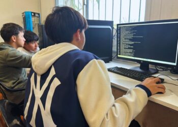El CGE fortalece el acompañamiento pedagógico y el uso de tecnologías en la escuela secundaria