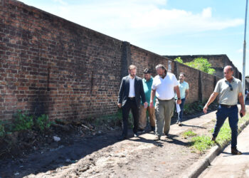 AZCUÉ: “SI TODOS COLABORAMOS PODEMOS TENER UNA CIUDAD MÁS LIMPIA Y ORDENADA”