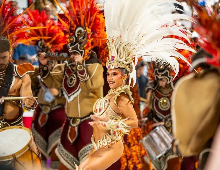 Histórico cierre del Carnaval Del País 2026