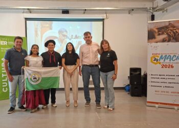 Se presentó la Fiesta Nacional de la Apicultura en Maciá