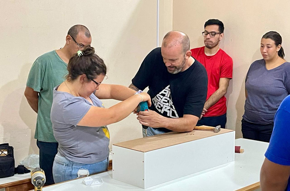 Finalizó una nueva instancia de capacitación sobre diseño y armado de muebles