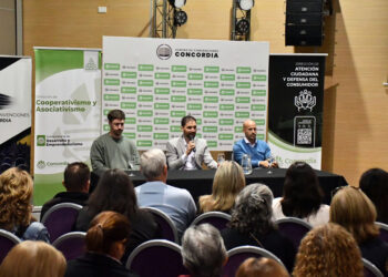 La Municipalidad impulsó un taller para fortalecer la autonomía financiera de adultos mayores