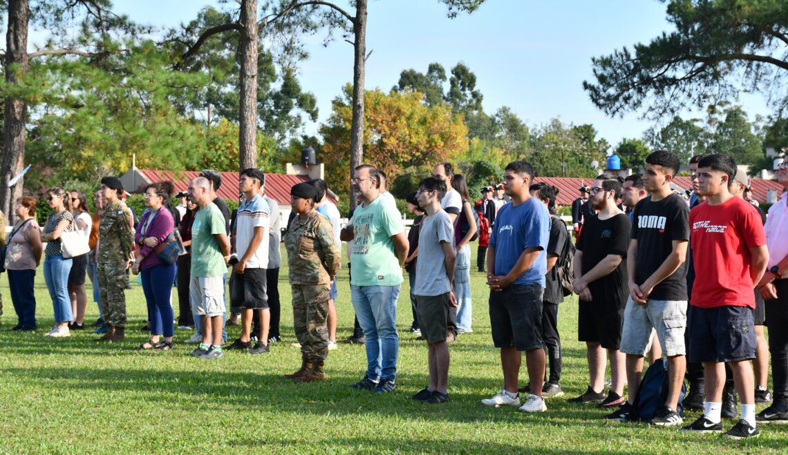 Comenzaron los talleres de formación profesional en el regimiento