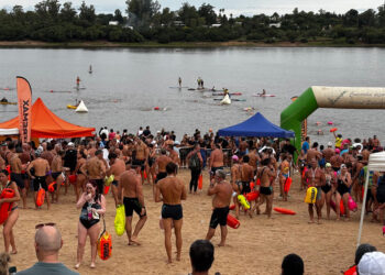 CODESAL acompañó la prueba de aguas abiertas “Salto – Concordia 5K” que reunió a 270 nadadores