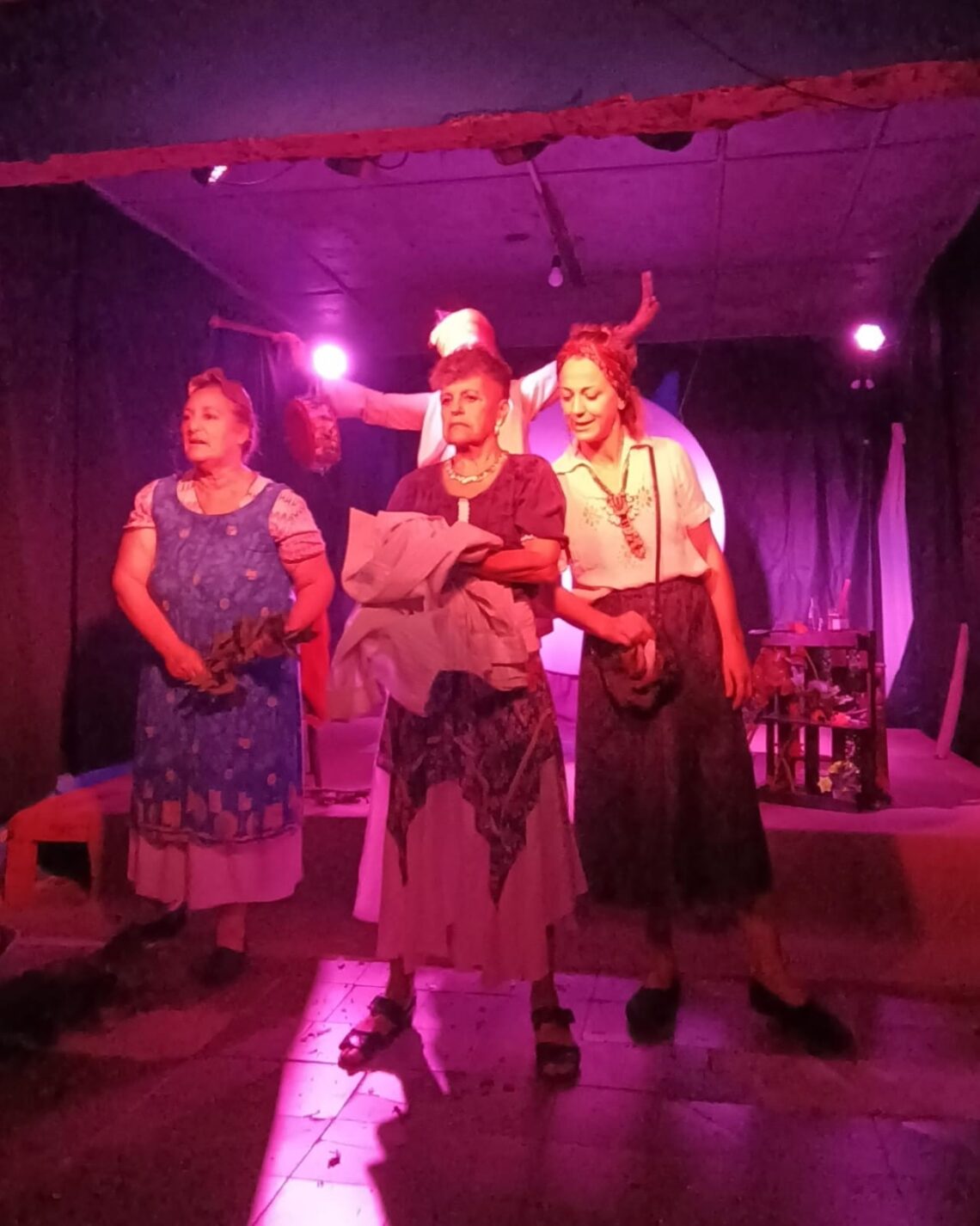 Domingo de Teatro en Pueblo Viejo