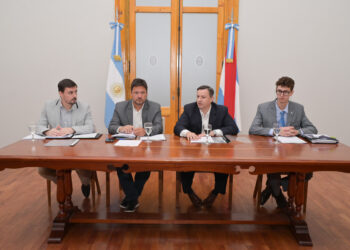 Avanzan los lineamientos para la compactación y descontaminación de vehículos