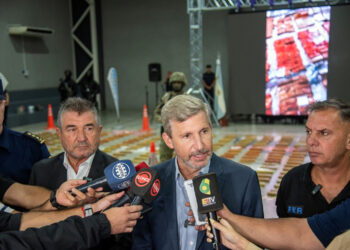 El gobernador resaltó el accionar policial tras el secuestro de más de 1.300 kilos de marihuana