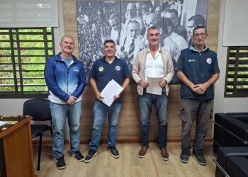 Rally Entrerriano: Visita a Crespo y confirmación de Hernández