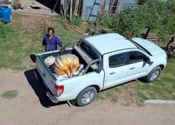Un entrerriano cosechó un zapallo gigante y asegura «esto no es casualidad»