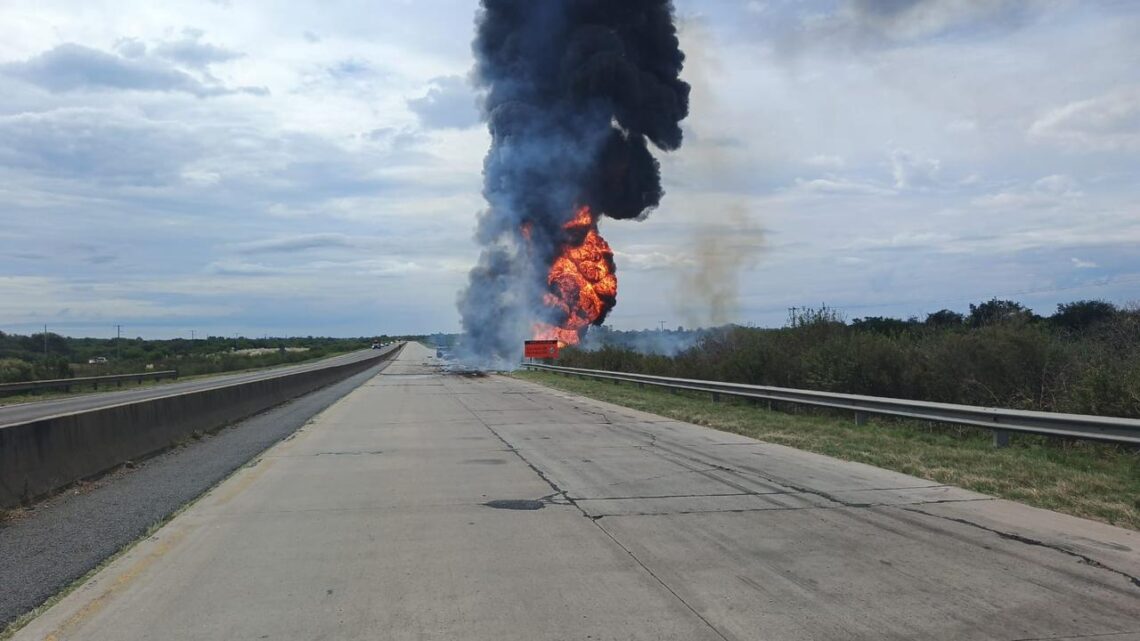 Choque de camiones en la RN14: tránsito totalmente interrumpido
