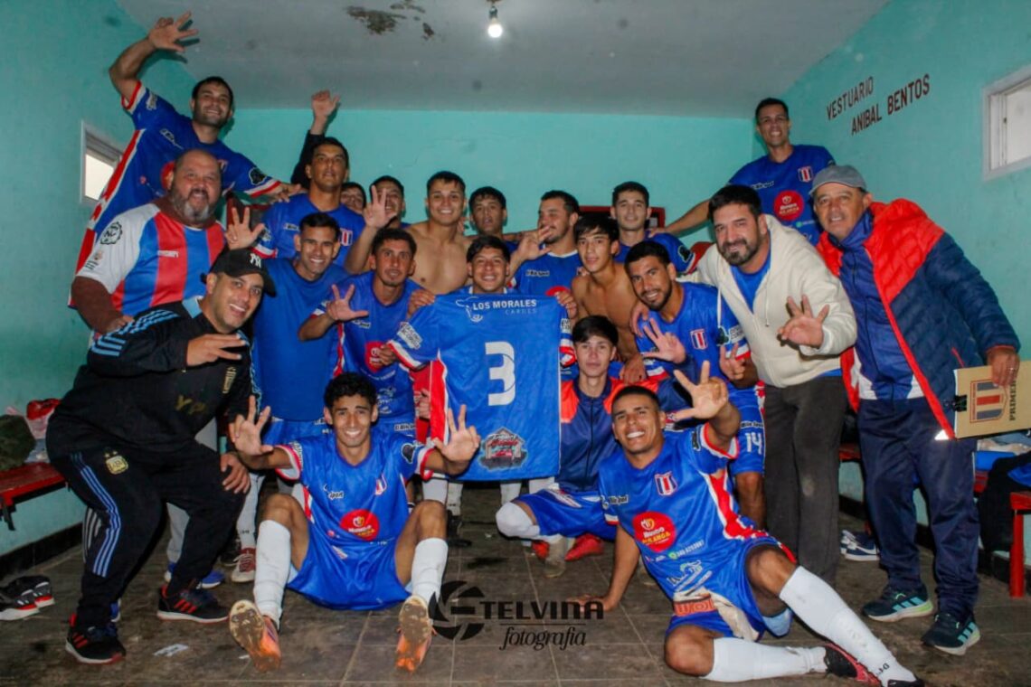 Ferro ganó su cuarto partido y no afloja. Almirante Brown bajó a Victoria