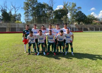 Se juegan los pendientes de la cuarta en la A y la B