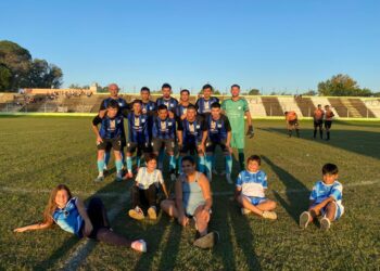 Alberdi es el único líder del Apertura. Triunfos de Libertad y San Lorenzo