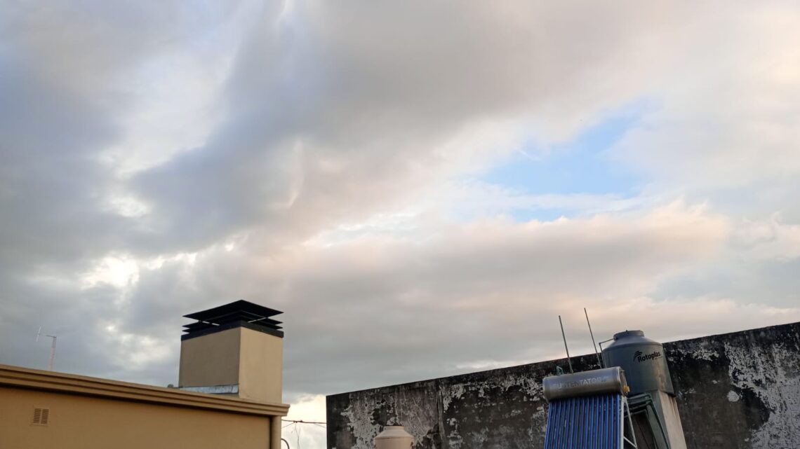 Emitieron una alerta amarilla por tormentas para este martes y miércoles en Entre Ríos