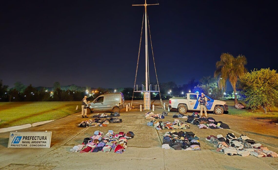 Prefectura incautó mercadería de contrabando valuada en más de 20 millones de pesos en la costa del río Uruguay