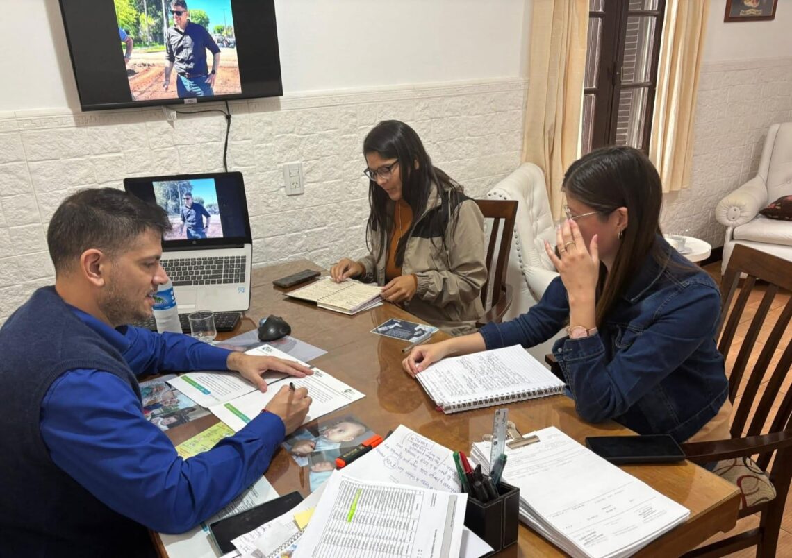 Gestión con empatía: Feliciano garantiza fotocopias gratuitas para estudiantes de la Escuela Normal