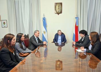 Frigerio mantuvo un encuentro con la UIER para fortalecer el desarrollo industrial en la provincia