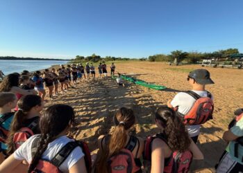 Arrancó la temporada 2026 de Kayak para Escuelas en el Parque Provincial Islas y Canales Verdes