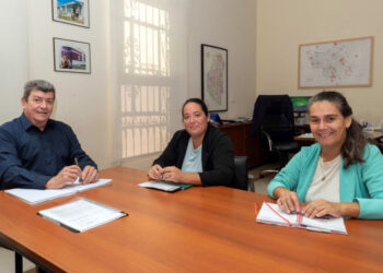 El IAPV y la comuna de Crucesitas Tercera trabajan en políticas habitacionales