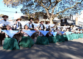 Festival Patrio “Raíces de Mayo: identidad que nos une”
