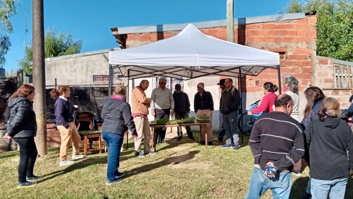 El Programa de Huertas Agroecológicas continúa recorriendo los barrios y beneficiando a más familias