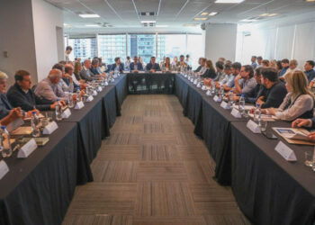 Entre Ríos impulsa una agenda de planificación foresto industrial junto al CFI y otras provincias