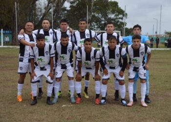 Estudiantes, Victoria, Ferro, Zorraquin y Atlético Charrúas festejaron en el inicio de los Interzonales