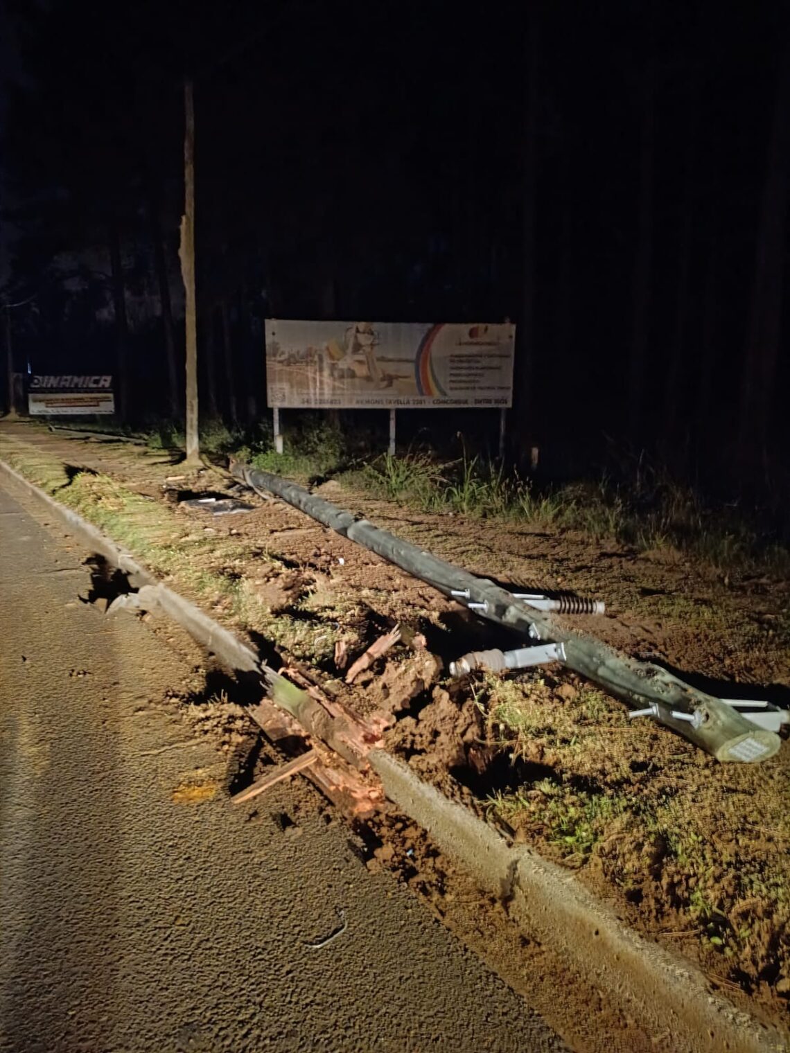 Corte de energía en la zona norte: chocaron un poste frente a Club Los Yaros